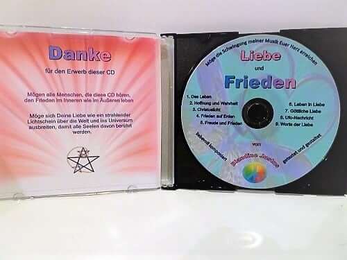 Musik-CD Liebe und Frieden Innenseite aufgeklappt