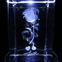3D Laser-Kristallblock Rose Love Herzen, 5x5x8 cm